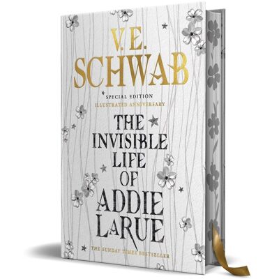 Titan The Invisible Life of Addie LaRue - V. E. Schwab Titan The Invisible Life of Addie LaRue - V. E. Schwab