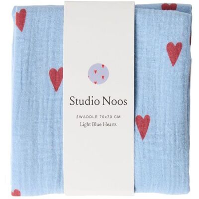 Studio Noos SWADDLE ZAVINOVAČKA Print Medium Blue Hearts Studio Noos SWADDLE ZAVINOVAČKA Print Medium Blue Hearts
