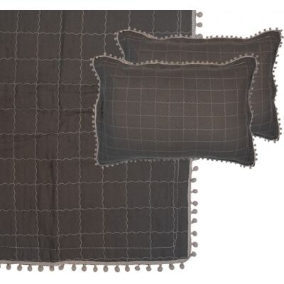 Clayre & Eef Hnědý prošívaný přehoz s květy na dvoulůžko s 2 povlaky na polštář Anita – 220x240 cm Clayre & Eef Hnědý prošívaný přehoz s květy na dvoulůžko s 2 povlaky na polštář Anita – 220x240 cm