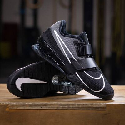 Vzpěračské boty Nike Romaleos 4 - black 7.5 Vzpěračské boty Nike Romaleos 4 - black 7.5