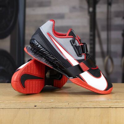 Vzpěračské boty Nike Romaleos 4 - red-black 8 Vzpěračské boty Nike Romaleos 4 - red-black 8