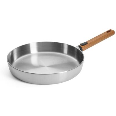 Woll Nerezová pánev Logic Steel s dřevěnou odnímatelnou rukojetí, Ø 28 cm 1528WLCS Woll Nerezová pánev Logic Steel s dřevěnou odnímatelnou rukojetí, Ø 28 cm 1528WLCS