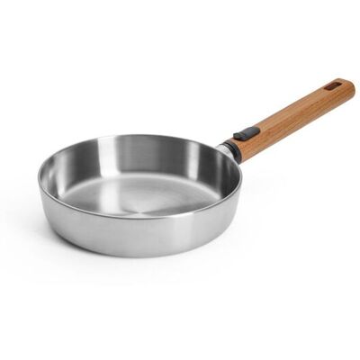 Woll Nerezová pánev Logic Steel s dřevěnou odnímatelnou rukojetí, Ø 20 cm 1520WLCS Woll Nerezová pánev Logic Steel s dřevěnou odnímatelnou rukojetí, Ø 20 cm 1520WLCS