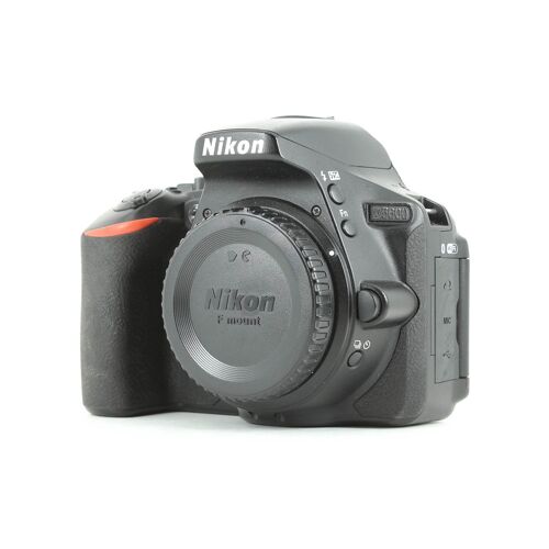 Nikon Gebraucht Nikon D5600 Zustand: Gut