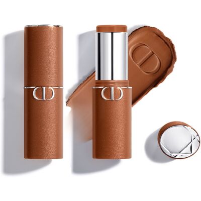 Christian Dior Forever Skin Bronze 04 Medium Tan 8 g Christian Dior Forever Skin Bronze 04 Medium Tan 8 g