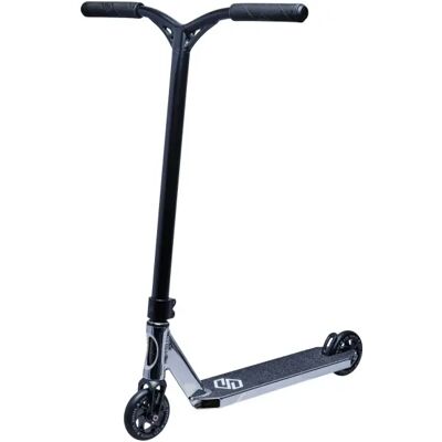 Stunt Scooter Striker Lux (Chrome Deck) Stunt Scooter Striker Lux (Chrome Deck)