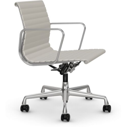 Vitra – Aluminium Chair EA 117 – weiß