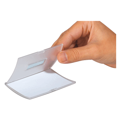 Durable Namensschilder Click-Fold 54x90mm mit Kombiklemme VE=25 Stück Durable Namensschilder Click-Fold 54x90mm mit Kombiklemme VE=25 Stück