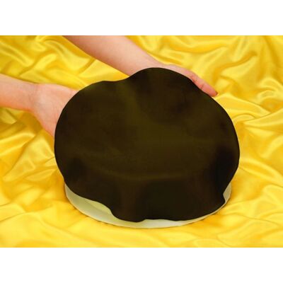 FunCakes Ausgerollte Rollfondant-Decke Rabenschwarz Durchmesser 36cm 430g FunCakes Ausgerollte Rollfondant-Decke Rabenschwarz Durchmesser 36cm 430g