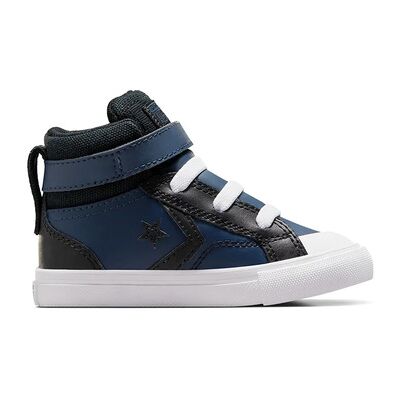 Converse Sneaker - 20;22;23;24 Female Converse Sneaker - 20;22;23;24 Female