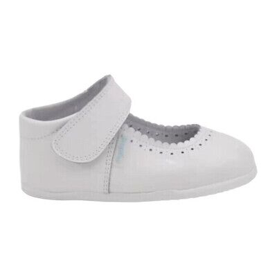 Angelitos Ballerinas 541 Merceditas Respetuosa Charol Blanco 20;21;22;24;25;26;27 Female Angelitos Ballerinas 541 Merceditas Respetuosa Charol Blanco 20;21;22;24;25;26;27 Female