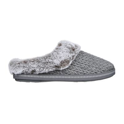 Skechers Hausschuhe - 36;37;40 Female Skechers Hausschuhe - 36;37;40 Female