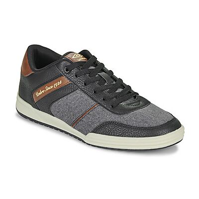 Umbro UM PACCO Herrenschuhe - Schwarz - 43 Umbro UM PACCO Herrenschuhe - Schwarz - 43