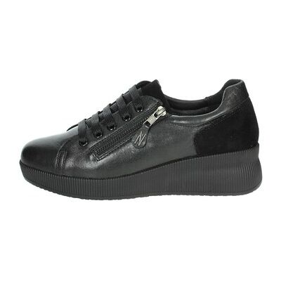 Novaflex Turnschuhe Salcedo 36;37;38;39;41;35 Female Novaflex Turnschuhe Salcedo 36;37;38;39;41;35 Female