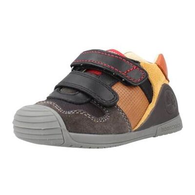 Biomecanics Sneaker 231124b 18 Male Biomecanics Sneaker 231124b 18 Male