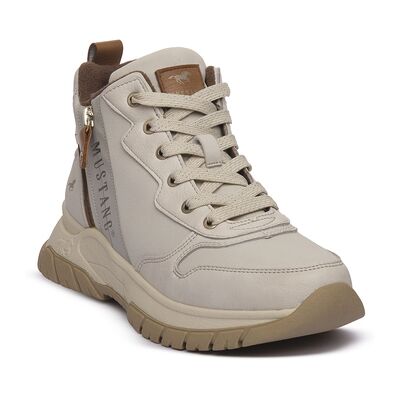 Mustang Turnschuhe Cream 36;38 Female Mustang Turnschuhe Cream 36;38 Female