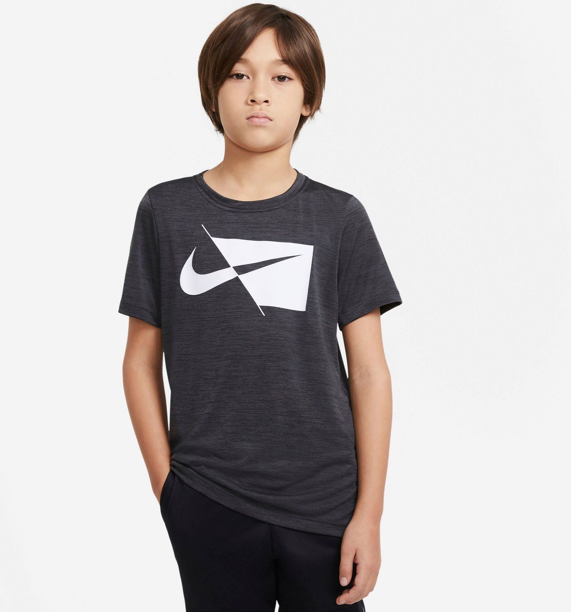 Nike T-Shirt »Core Big Kids' Short-sleeve Top«, schwarz