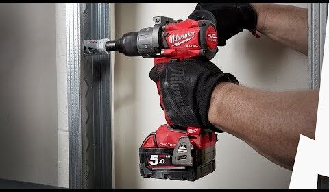 Milwaukee M18ONEPD2-502X FUEL™ ONE-KEY™ Akku-Schlagbohrschrauber 18 Volt 5.0 Ah Li-ion