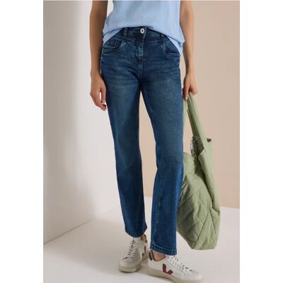 Cecil / High Waist Bootcut Jeans im Slim Fit - Dark blue wash / Blau / 78% Baumwolle/20% Recycled Polyester/2% Elasthan / 34 33 25 27 26 36 27 32 26 30 28 32 29 34 31 25 36 30 29 33 28 31 Cecil / High Waist Bootcut Jeans im Slim Fit - Dark blue wash / Blau / 78% Baumwolle/20% Recycled Polyester/2% Elasthan / 34 33 25 27 26 36 27 32 26 30 28 32 29 34 31 25 36 30 29 33 28 31