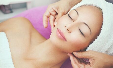 Beauty Werk Bonn Basis- oder Premium-Gesichtsbehandlung im Beauty Werk Bonn (bis zu 34% sparen*) Beauty Werk Bonn Basis- oder Premium-Gesichtsbehandlung im Beauty Werk Bonn (bis zu 34% sparen*)
