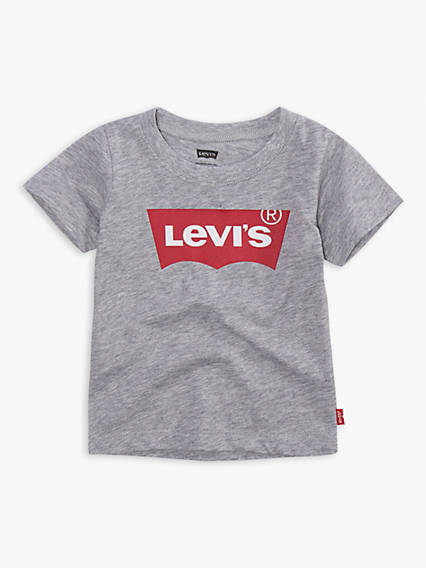 Levi's L, M, S, XL Dark Indigo / Dark Indigo male  25X30, 26X30, 30X30 Dark Blue / Dark Blue female  23, 24, 25, 26, 27, 28, 29, 30, 31, 32 Orange / Orange female  L, M, S, XL, 2XL Neutral / Neutral male  One Size Schwarz / Schwarz female  28X32, 29X3