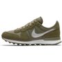 nike internationalist oliv