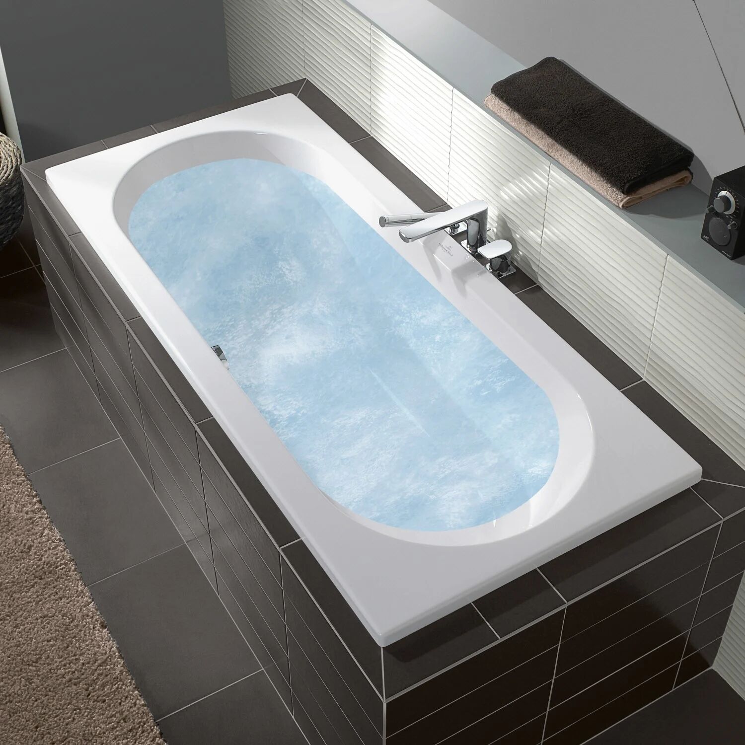 Villeroy & Boch O.novo Solo Badewanne 180 x 80 cm, Hydropool Comfort, Technik Position 1