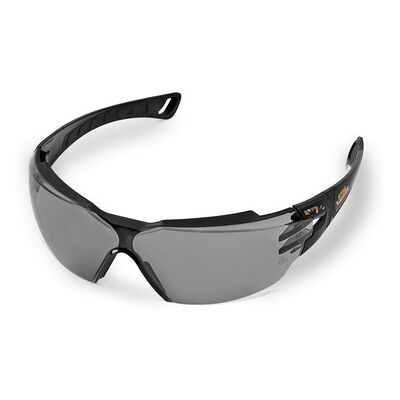 STIHL Schutzbrille TIMBERSPORTS® Edition getönt, EN166, Beschussklasse F, 100% UV-Schutz STIHL Schutzbrille TIMBERSPORTS® Edition getönt, EN166, Beschussklasse F, 100% UV-Schutz