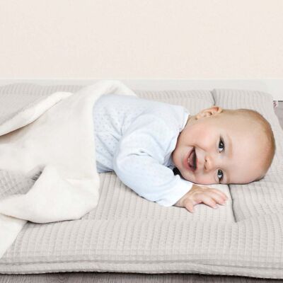 Babybay® Kuscheldecke Waffelpiqué 75x100 cm grau Babybay® Kuscheldecke Waffelpiqué 75x100 cm grau