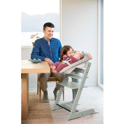 Stokke® Tripp Trapp® Bundle Treppenhochstuhl inkl. Newbornset Light Grey & Babyset gruen Stokke® Tripp Trapp® Bundle Treppenhochstuhl inkl. Newbornset Light Grey & Babyset gruen