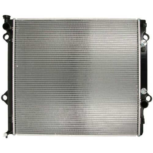 Kühler, Motorkühlung NISSENS 64661