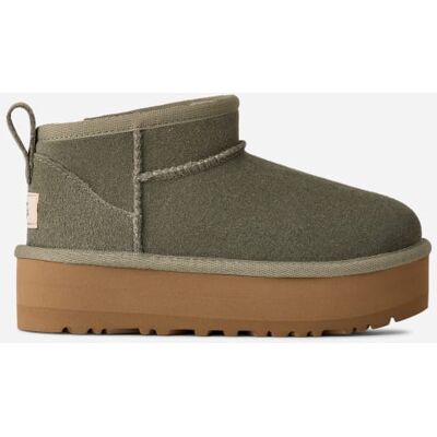 UGG® Classic Ultra Mini Plateau-Boot für Kinder in Green, Größe 38, Wildleder UGG® Classic Ultra Mini Plateau-Boot für Kinder in Green, Größe 38, Wildleder