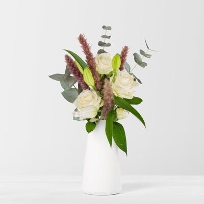 Pflanzen-Kölle Weißer Schnittblumen-Mix mit Lilien, Rosen & Pampasgras Pflanzen-Kölle Weißer Schnittblumen-Mix mit Lilien, Rosen & Pampasgras
