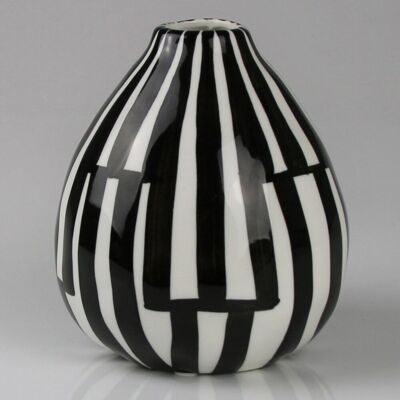 Pflanzen-Kölle Keramikvase mit geometrischem Muster, schwarzweiß, Ø 13 x H 15 cm Pflanzen-Kölle Keramikvase mit geometrischem Muster, schwarzweiß, Ø 13 x H 15 cm