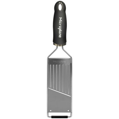 Microplane Gourmet-Reibe Slicer; 31.5x7.5x3 cm (LxBxH); schwarz Microplane Gourmet-Reibe Slicer; 31.5x7.5x3 cm (LxBxH); schwarz