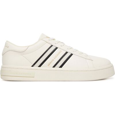 Sneakers Armani Exchange XW002231 AF21421 M0017 Weiß 35 female Sneakers Armani Exchange XW002231 AF21421 M0017 Weiß 35 female