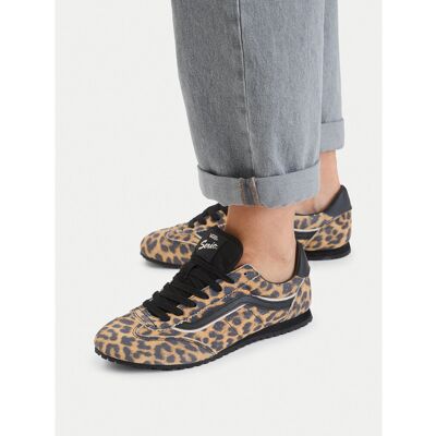 Sneakers Vans Super Lowpro VN000E89YS51 Braun 35 female Sneakers Vans Super Lowpro VN000E89YS51 Braun 35 female
