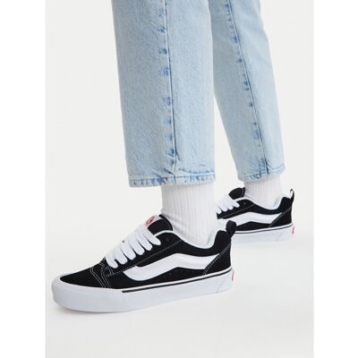 Sneakers aus Stoff Vans Knu Skool VN0009QC6BT1 Schwarz 45 unisex Sneakers aus Stoff Vans Knu Skool VN0009QC6BT1 Schwarz 45 unisex