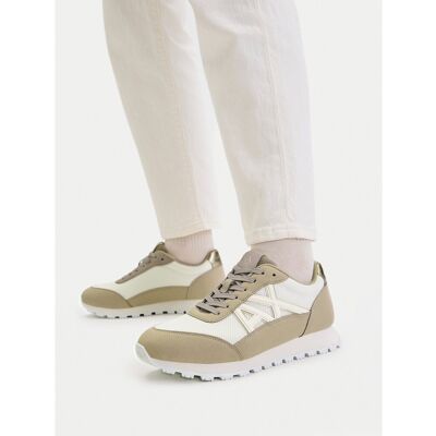 Sneakers Armani Exchange XW002150 AF19388 MZ396 Beige 36 female Sneakers Armani Exchange XW002150 AF19388 MZ396 Beige 36 female