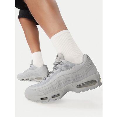 Sneakers Nike Air Max 95 HM8755 002 Grau 46 male Sneakers Nike Air Max 95 HM8755 002 Grau 46 male
