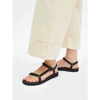 Sandalen Teva Original Universal Slim 1150110 Schwarz 41 female Sandalen Teva Original Universal Slim 1150110 Schwarz 41 female