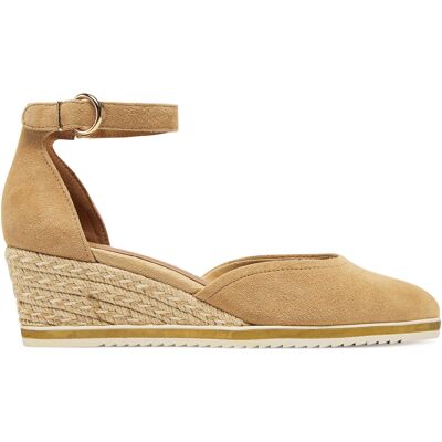 Espadrilles Tamaris 1-22309-42 Braun 37 female Espadrilles Tamaris 1-22309-42 Braun 37 female