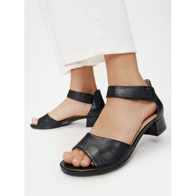 Sandalen Caprice 9-28212-42 Schwarz 38 female Sandalen Caprice 9-28212-42 Schwarz 38 female