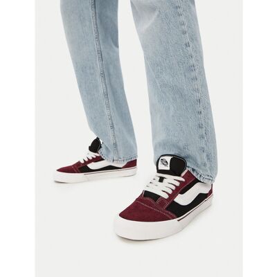 Sneakers aus Stoff Vans Knu Skool VN000D2202Y1 Dunkelrot 40_5 male Sneakers aus Stoff Vans Knu Skool VN000D2202Y1 Dunkelrot 40_5 male
