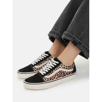 Sneakers aus Stoff Vans Old Skool VN000E8WYY61 Schwarz 37 female Sneakers aus Stoff Vans Old Skool VN000E8WYY61 Schwarz 37 female