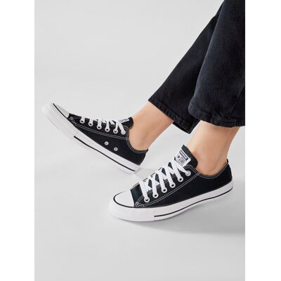 Sneakers aus Stoff Converse Chuck Taylor All Star Ox M9166C Schwarz 44 male Sneakers aus Stoff Converse Chuck Taylor All Star Ox M9166C Schwarz 44 male