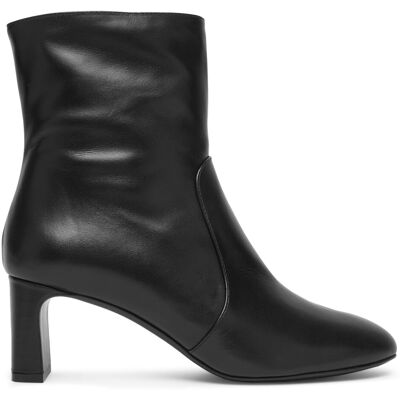 Stiefeletten Stuart Weitzman Babette Zip SL542 Schwarz 39 female Stiefeletten Stuart Weitzman Babette Zip SL542 Schwarz 39 female