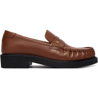 Mokassins Tommy Hilfiger Th Square Toe Leather Loafer FW0FW08977 Braun 36 female Mokassins Tommy Hilfiger Th Square Toe Leather Loafer FW0FW08977 Braun 36 female
