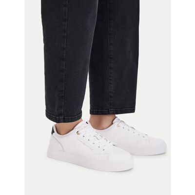 Sneakers Tommy Hilfiger Th Chic Sneaker FW0FW09105 Weiß 35 female Sneakers Tommy Hilfiger Th Chic Sneaker FW0FW09105 Weiß 35 female