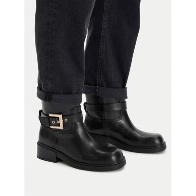 Stiefeletten Armani Exchange XW001654 AF17476 UC001 Schwarz 38 female Stiefeletten Armani Exchange XW001654 AF17476 UC001 Schwarz 38 female